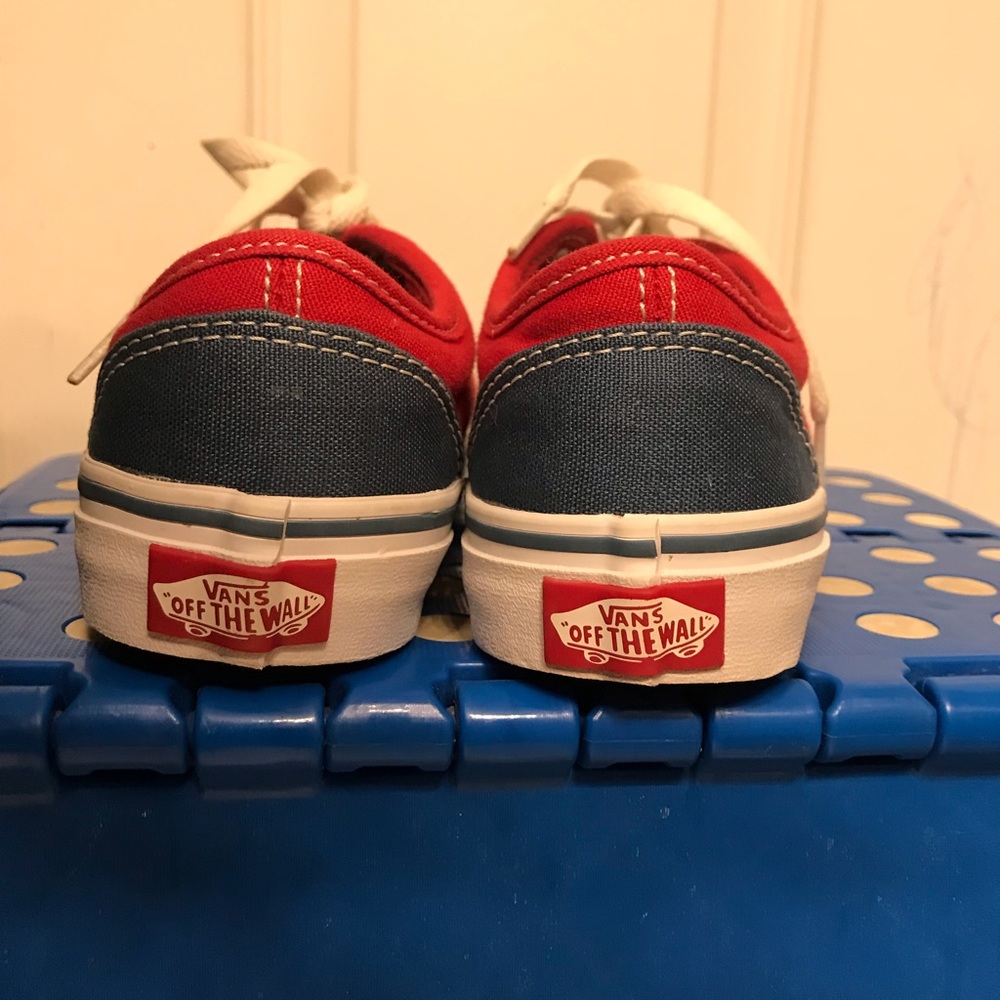 Like new Vans youth size 2